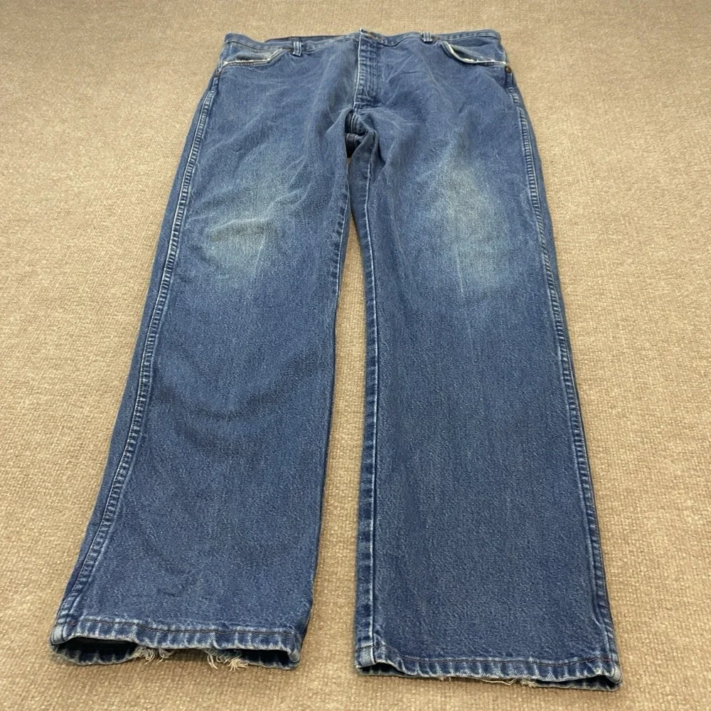 Wrangler Jeans Mens 40 Fits 39x32 Faded Blue 13MWZ Cowboy Cut Western Boots